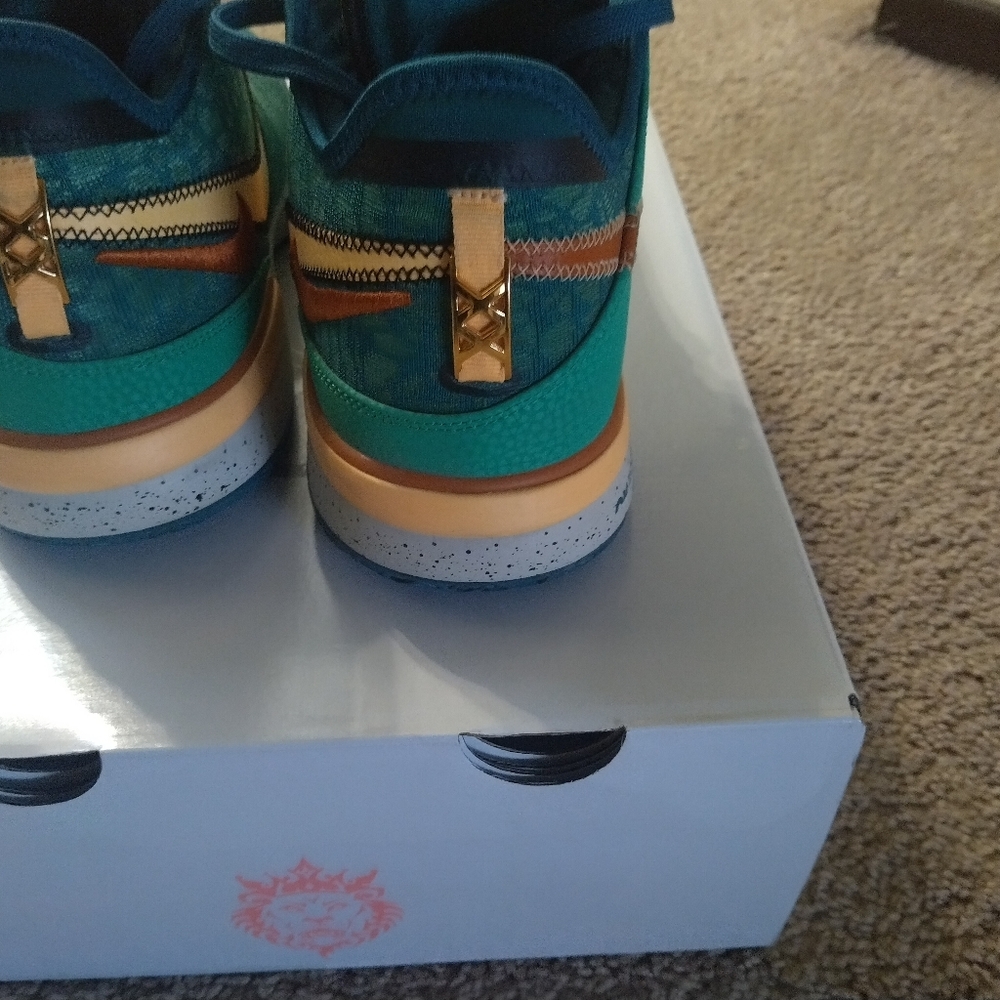 MEN SHOES